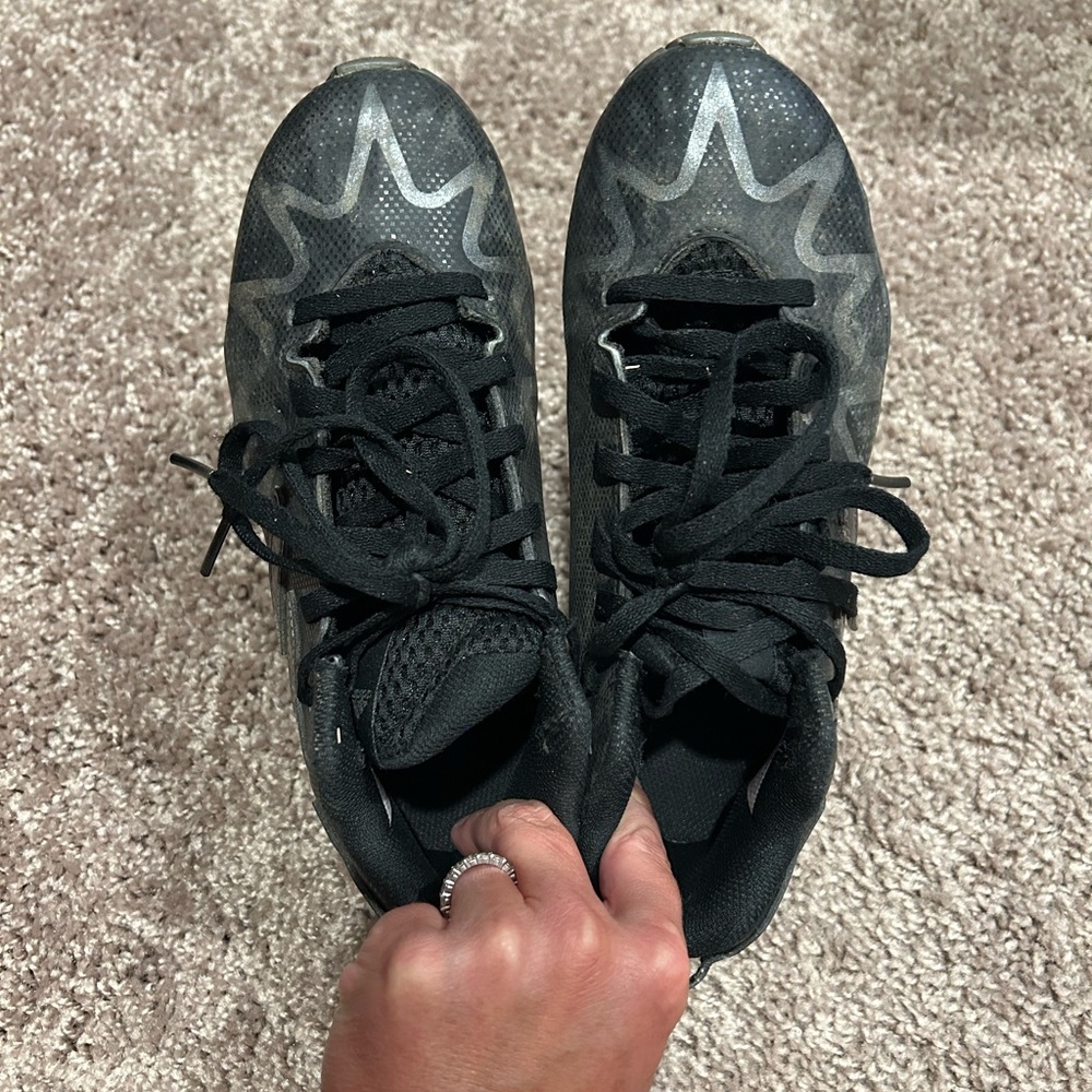Black Athletic Cleats